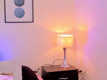 just_girlsgirls – webcam model profile photo Image 8