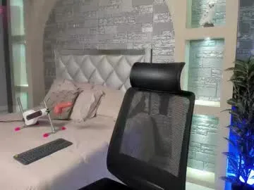 monicaflower – webcam model profile photo Image 5