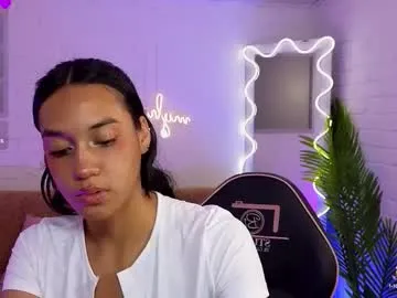 indiandesiguys2023 – webcam model profile photo Image 11