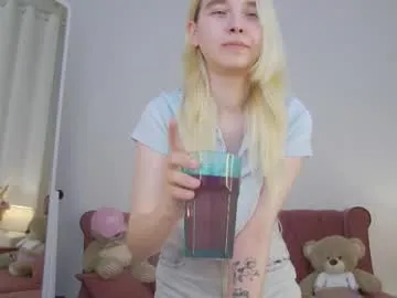 tvycas7 – webcam model profile photo Image 11