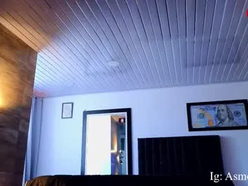 mochasins_ – webcam model profile photo Image 11