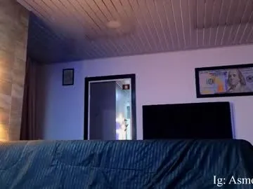 mochasins_ – webcam model profile photo Image 5