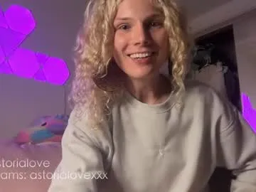 cherliecarmen – webcam model profile photo Image 7