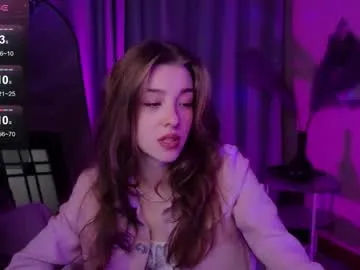 LaraOlson – webcam model profile photo Image 6