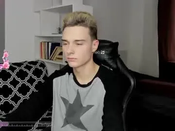 NaiaCollins – webcam model profile photo Image 17