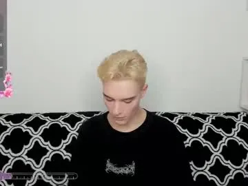 NaiaCollins – webcam model profile photo Image 3