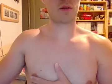 ClaryLewis – webcam model profile photo Image 15