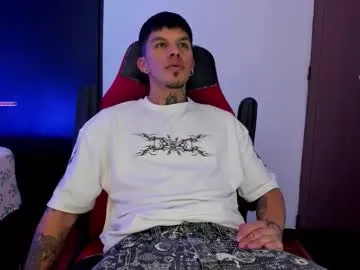 iamsomeone1234 – webcam model profile photo Image 19