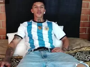 iamsomeone1234 – webcam model profile photo Image 7