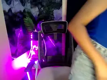 alexamora__ – webcam model profile photo Image 19