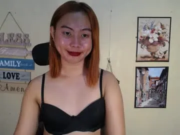 alexamora__ – webcam model profile photo Image 3