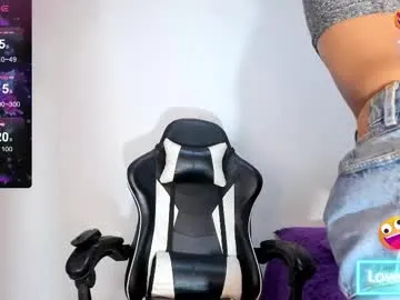 indiana_rouge – webcam model profile photo Image 4