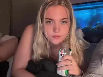 monicaflower – webcam model profile photo Image 3