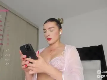 AmyJacobs – webcam model profile photo Image 9