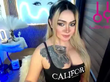 mae_nathan – webcam model profile photo Image 12