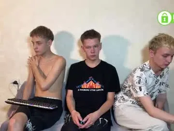 mochasins_ – webcam model profile photo Image 2