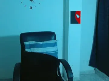 emilywarren296 – webcam model profile photo Image 11