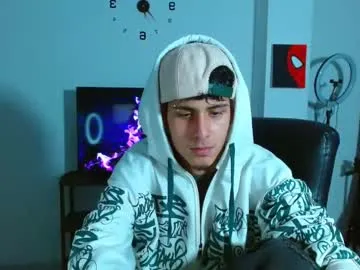 emilywarren296 – webcam model profile photo Image 3