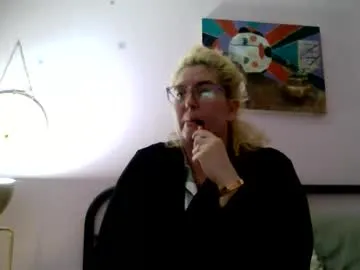 monicaflower – webcam model profile photo Image 17