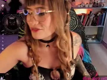 indiandesiguys2023 – webcam model profile photo Image 7