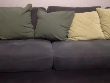 behindcloseddoors39 – webcam model profile photo