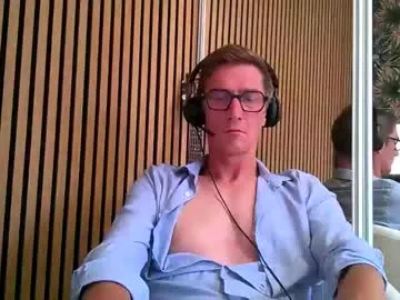 iamsomeone1234 – webcam model profile photo Image 17