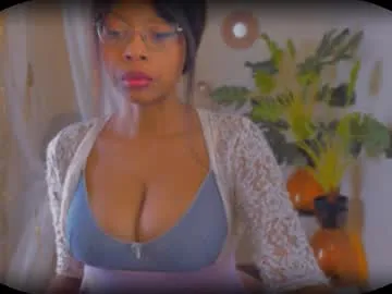 EmilyHart – webcam model profile photo Image 15