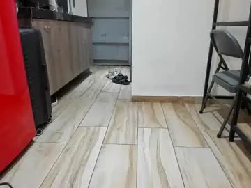 thenaturallovers – webcam model profile photo Image 8