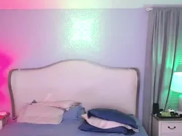 VenusRusell – webcam model profile photo Image 2