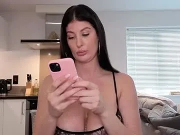 keranimaralaa33409304290 – webcam model profile photo Image 18