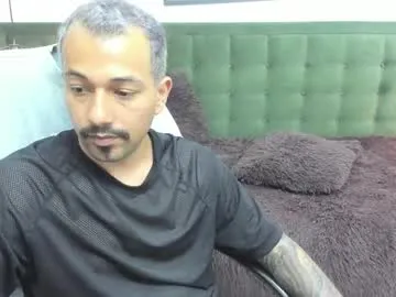 daani_hott – webcam model profile photo Image 12