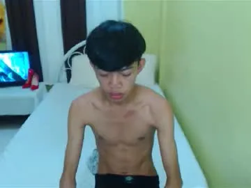 yourbrowncrush – webcam model profile photo Image 4