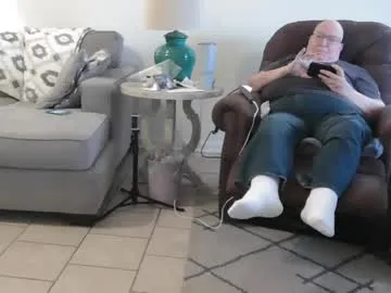 EllieParkeer – webcam model profile photo Image 12