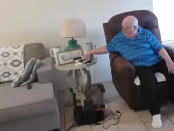 EllieParkeer – webcam model profile photo Image 5