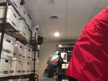 sweetkarmababy – webcam model profile photo Image 10