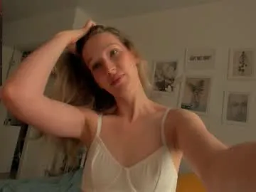 hoteliza6 – webcam model profile photo Image 10