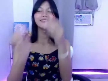 JulietaLake – webcam model profile photo Image 11