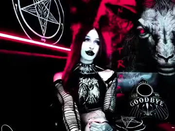 indiana_rouge – webcam model profile photo Image 14