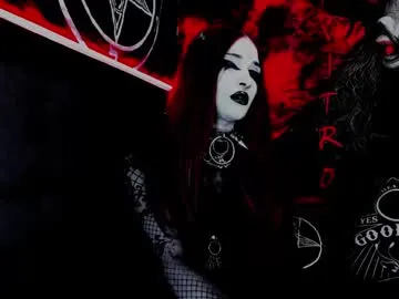 indiana_rouge – webcam model profile photo Image 6