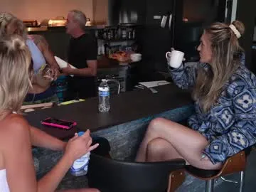 iamsomeone1234 – webcam model profile photo Image 5