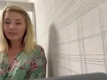 lolaa_darling – webcam model profile photo Image 16