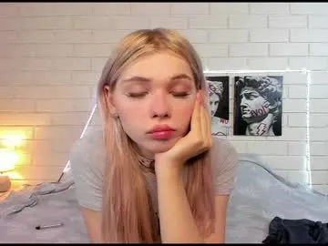 LeahReel – webcam model profile photo Image 2