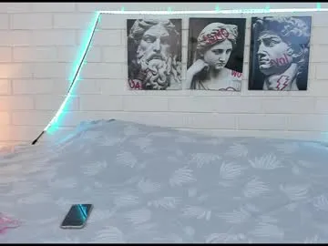 LeahReel – webcam model profile photo Image 5