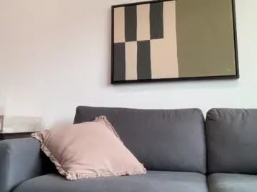 Adara – webcam model profile photo Image 18