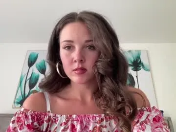 Adara – webcam model profile photo Image 7