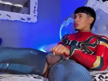 cw1ss – webcam model profile photo Image 13