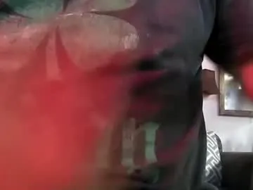 EmmaLevis – webcam model profile photo Image 11