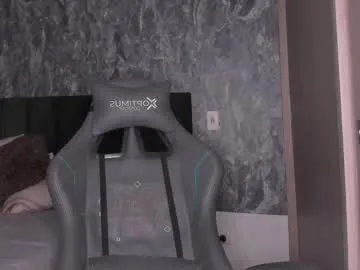 puneripiya – webcam model profile photo Image 12