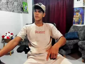 useitorlossit – webcam model profile photo Image 3