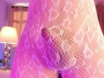 priyu_ – webcam model profile photo Image 9